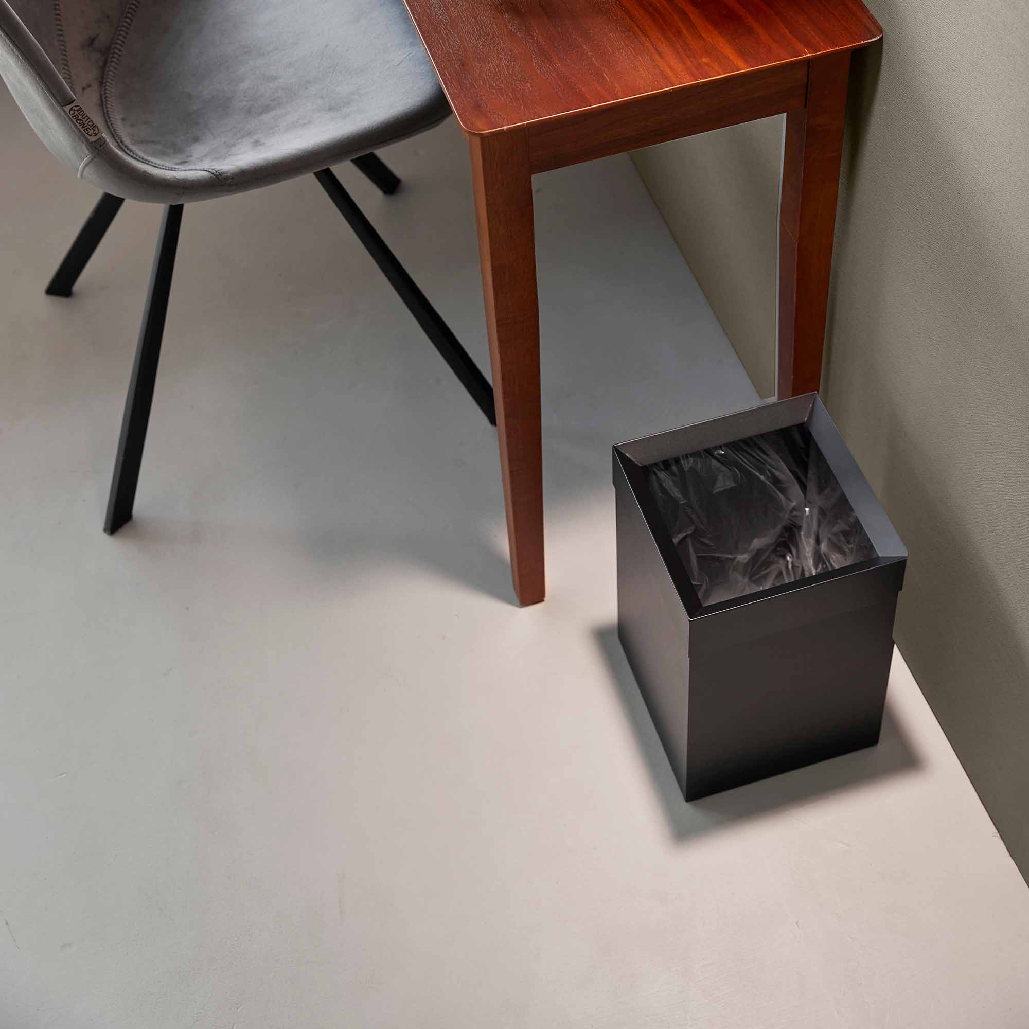 Trash Can - Short - Steel - Image 7