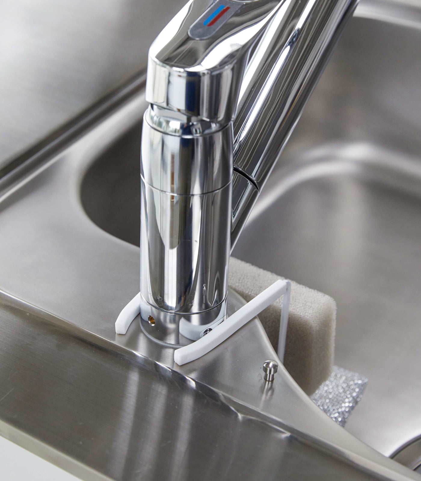 Faucet-Hanging Sponge Holder - Double - Steel - Image 3