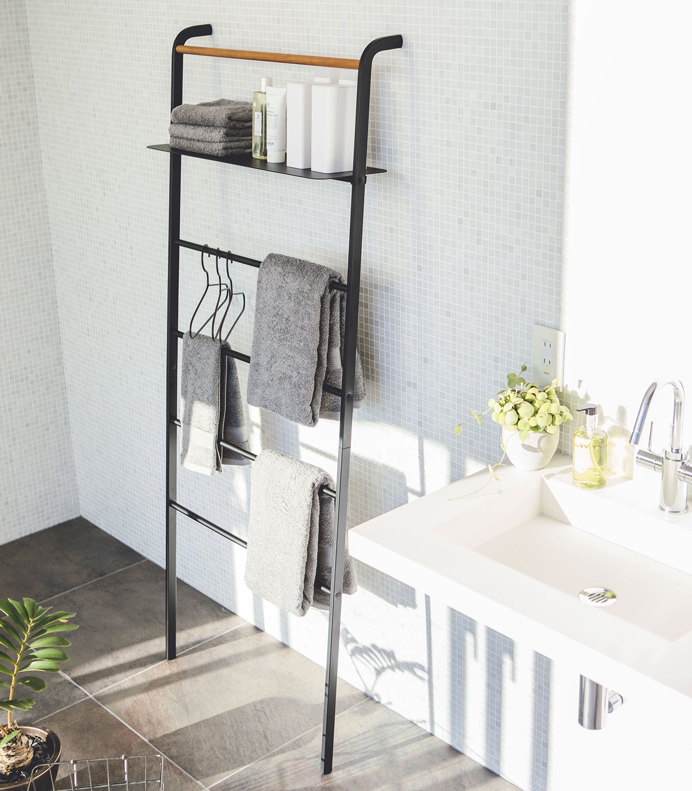 Leaning Storage Ladder With Shelf (63 H) - Steel - Image 12