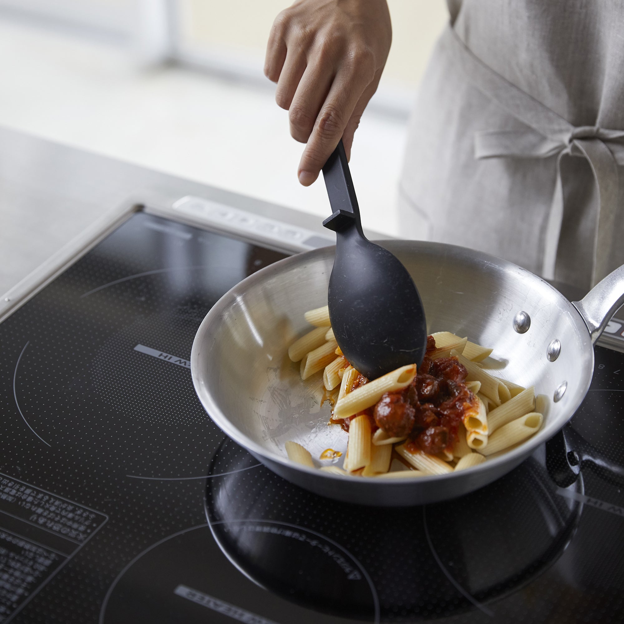 Floating Cooking Spoon - Silicone - Image 3