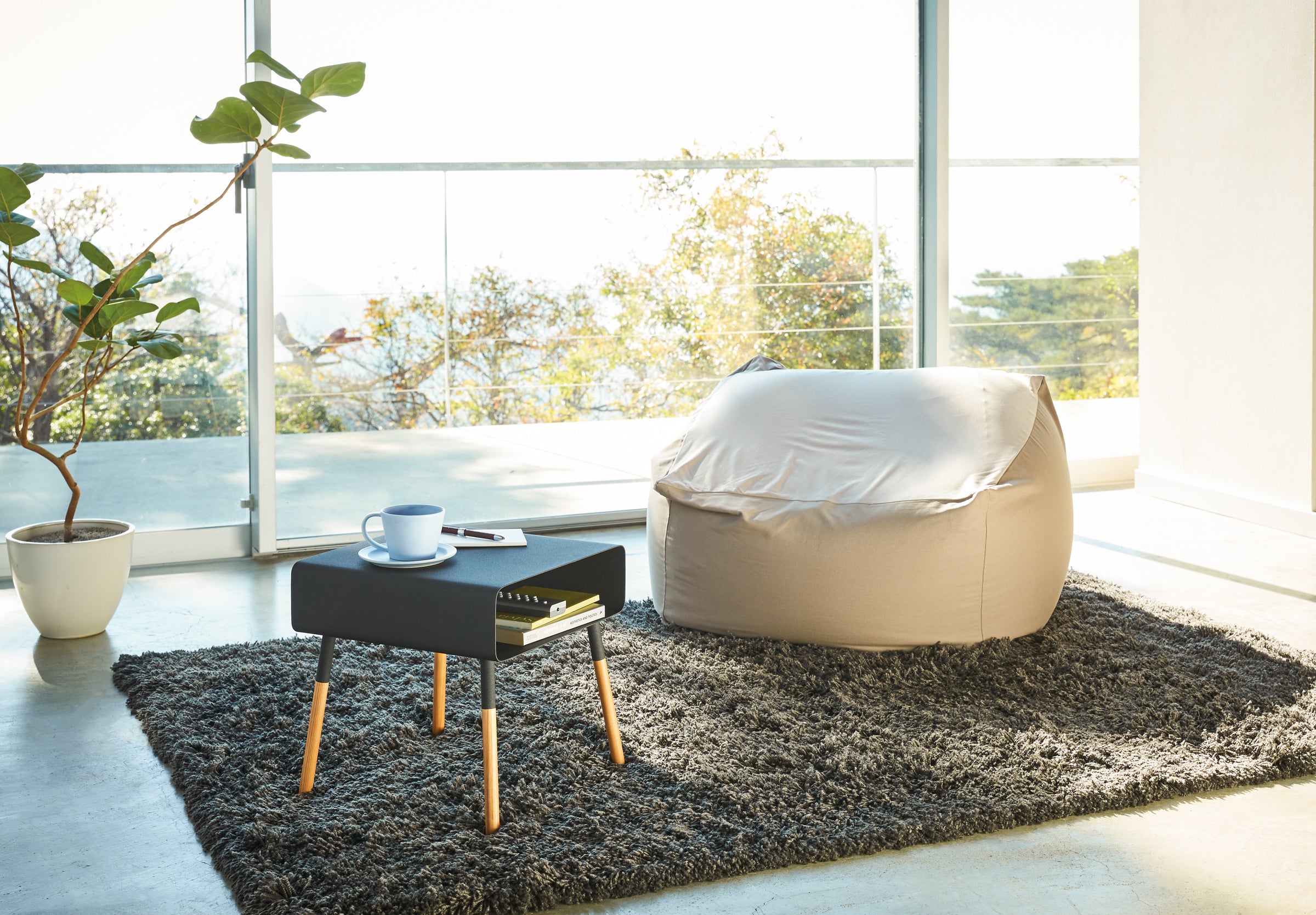 Storage Table - Short (14 H) - Steel + Wood - Image 11