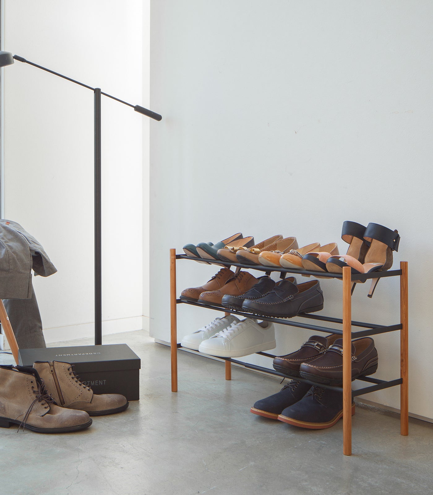 Expandable Shoe Rack (18 H) - Steel + Wood - Image 7