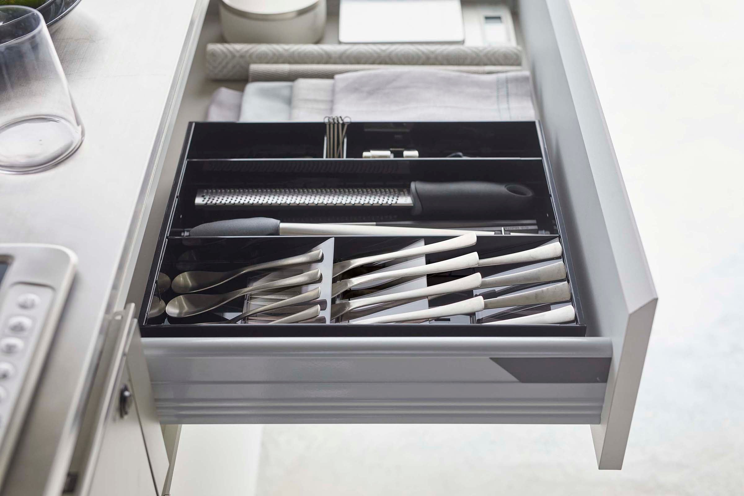 Expandable Cutlery Organizer - Large - Image 8