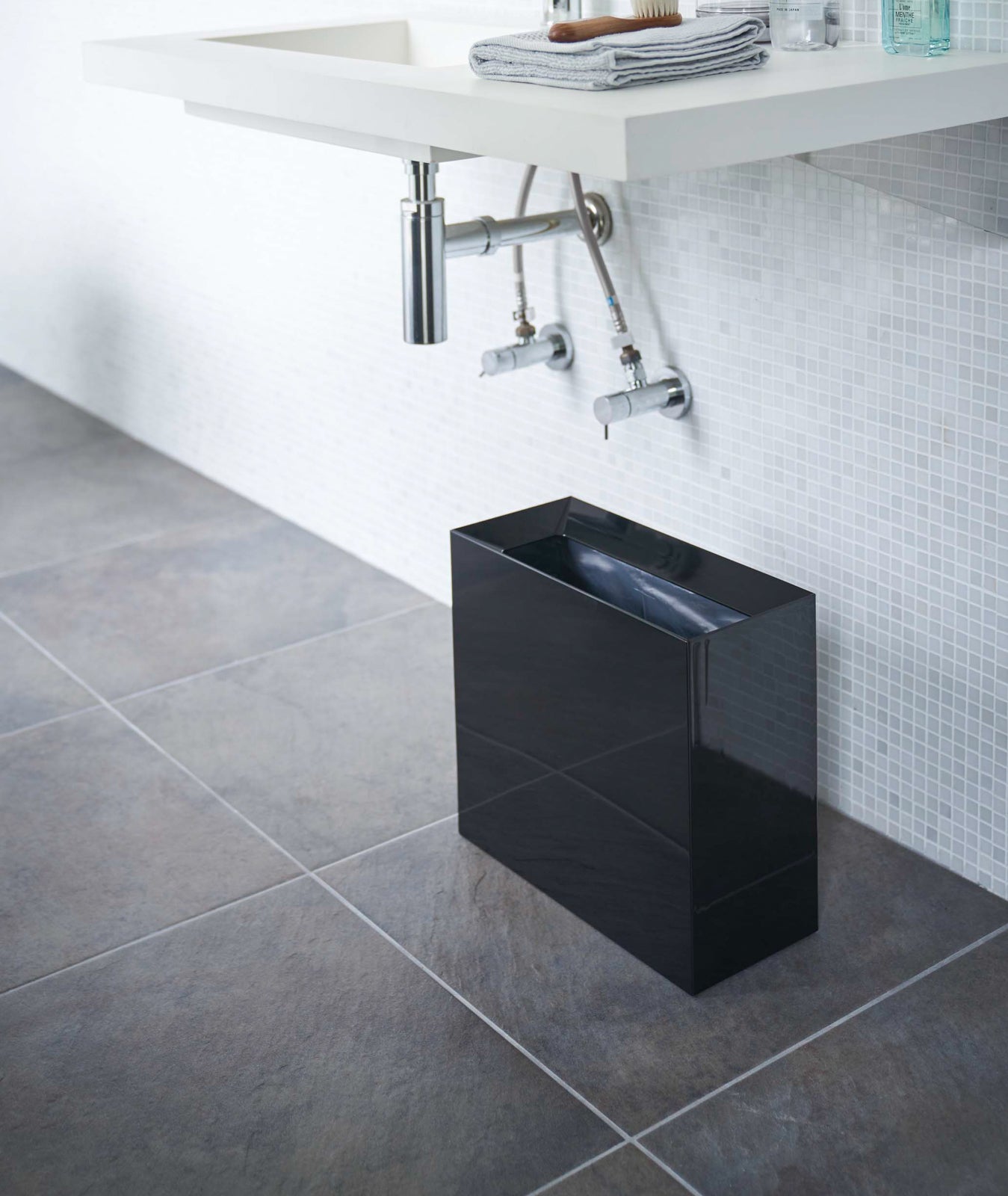 Trash Can - Wide - Image 11